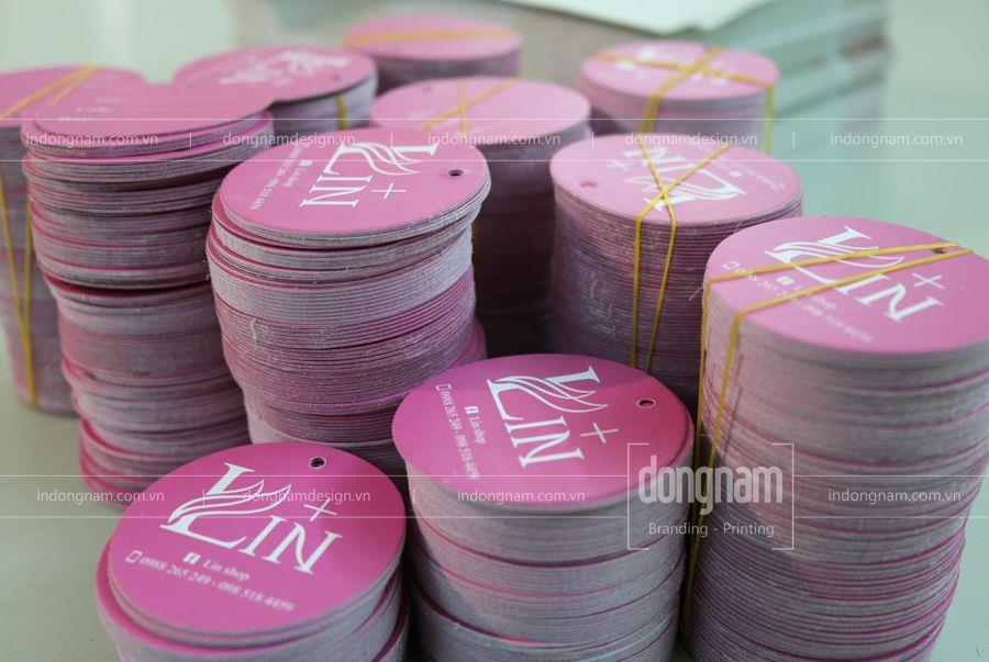 Đặt in mác quần áo